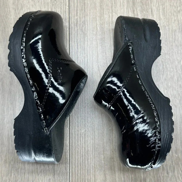 Sanita Shoes Kids 25 8.5-9 Platform Open Back Slip On Clog Patent Leather Black - Picture 6 of 12